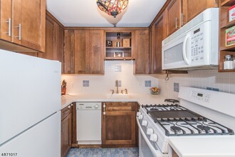 19 Savage Rd in Denville, NJ - Building Photo - Building Photo