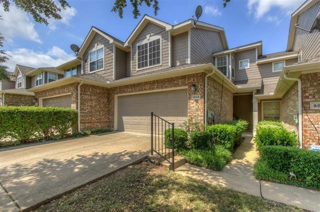 9833 Castlewood Dr in Plano, TX - Building Photo