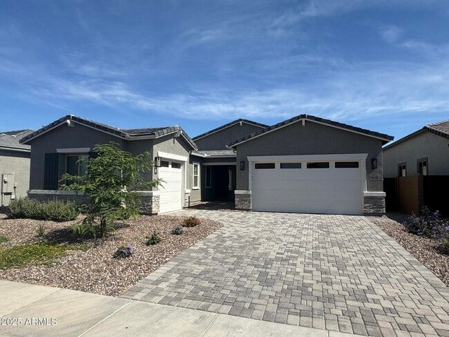 property at 4808 W Stargazer Pl