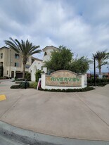 328 Lagoon Way in Santee, CA - Building Photo