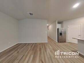 13508 Paxton Blvd in Saint Hedwig, TX - Building Photo - Building Photo