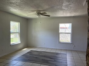 1509 White Ave in Killeen, TX - Building Photo - Building Photo