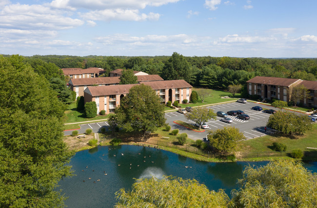 Woodsdale Apartments in Abingdon, MD - Building Photo - Building Photo