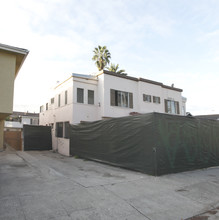 5958 Carlton Way in Los Angeles, CA - Building Photo - Building Photo