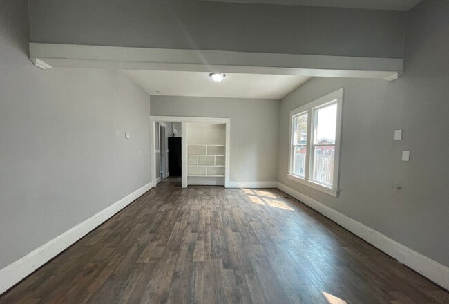 property at 315 N Broadway