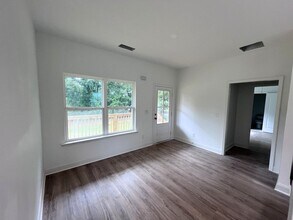 155 Stanelle Dr in Athens, GA - Building Photo - Building Photo
