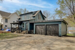 2129 N 67th St, Unit 2129 in Lincoln, NE - Building Photo