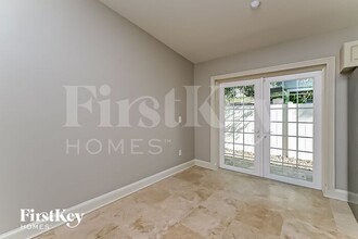 5121 44th Ave N in St. Petersburg, FL - Building Photo - Building Photo