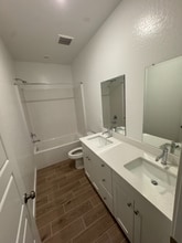 1137 Granite Dr in Madera, CA - Building Photo - Building Photo
