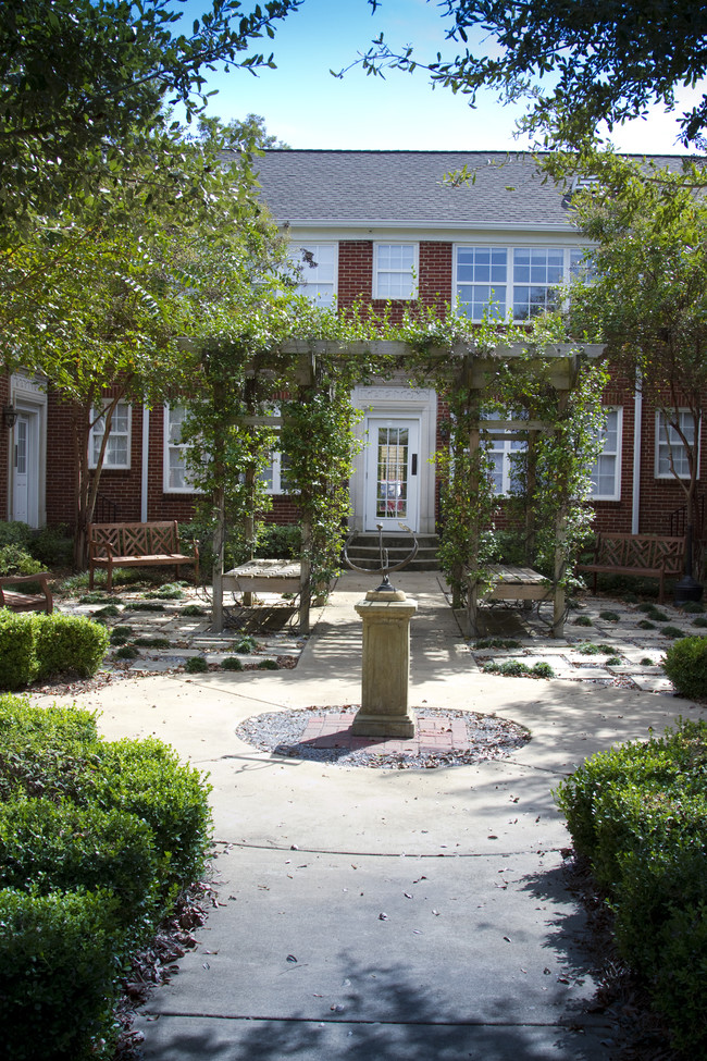 Adams Avenue Lofts in Montgomery, AL - Foto de edificio - Building Photo