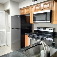 4108 Glenmoor Dr in West Palm Beach, FL - Building Photo - Building Photo