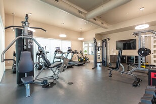 Allure at 2920 in Modesto, CA - Building Photo