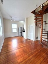 32 Farewell St in Newport, RI - Building Photo - Building Photo