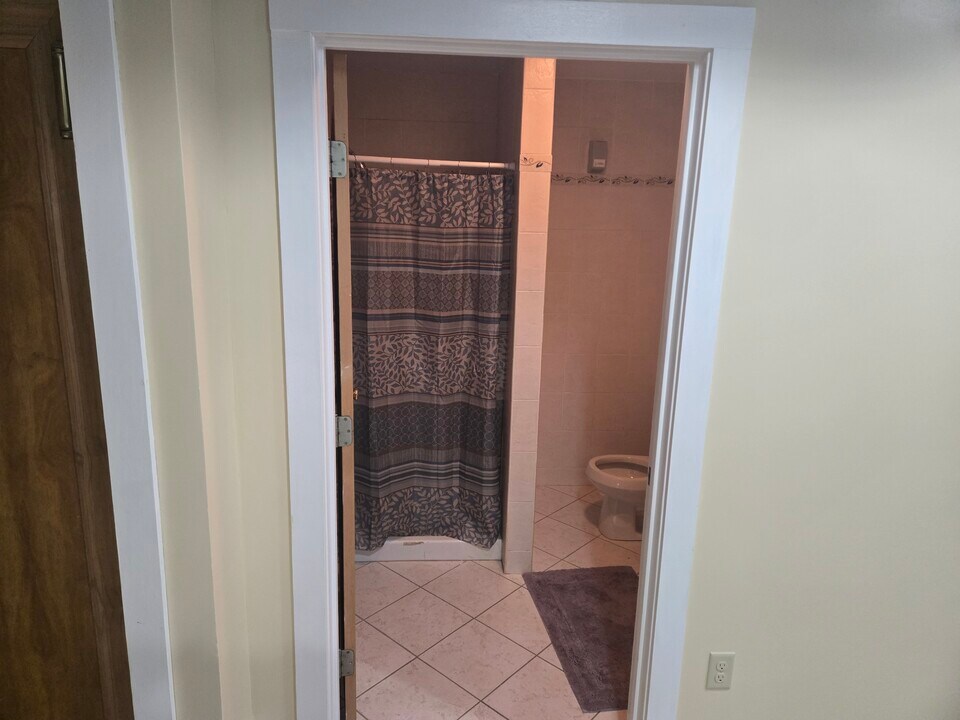 42981 NY-28, Unit 4 in Arkville, NY - Foto de edificio