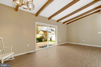 2800 Joseph Makell Ct in Alexandria, VA - Building Photo - Building Photo