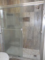 2942 Rockford Falls Dr N in Jacksonville, FL - Building Photo