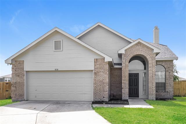 828 Tiffany in Seagoville, TX - Building Photo