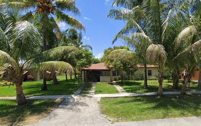 418 E Evanston Cir in Fort Lauderdale, FL - Building Photo - Building Photo