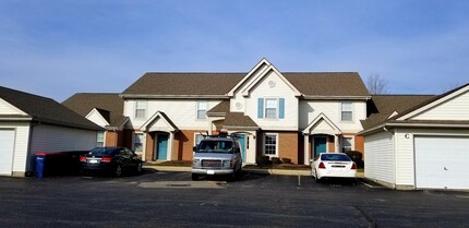 Deerfield Crossing in Piqua, OH - Building Photo - Building Photo