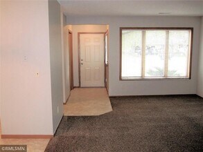626 W 8th St in New Richmond, WI - Building Photo - Building Photo
