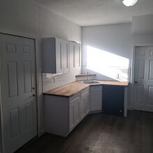 909 Sims Ave in San Antonio, TX - Building Photo - Building Photo