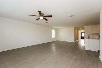 100 Wild Rose Dr in Balch Springs, TX - Building Photo - Building Photo