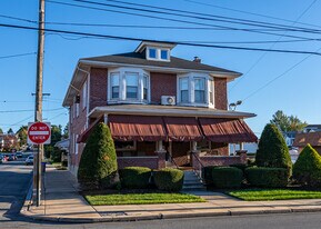 910 E Bellevue Ave, Unit 1 East - First Floor in Reading, PA - Building Photo