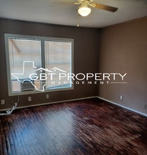 207-207 Davis St in Longview, TX - Building Photo - Building Photo