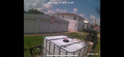 1715 Atlanta Ave, Unit B in Nederland, TX - Building Photo - Building Photo