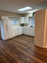 8509 Edwards Rd in Castalia, NC - Foto de edificio - Building Photo