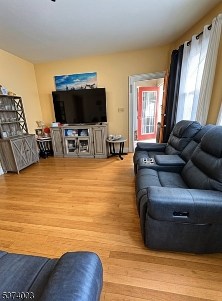 28 Rossiter Ave in Paterson, NJ - Building Photo - Building Photo