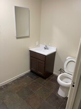 5243 Huntington Dr in Los Angeles, CA - Building Photo - Building Photo
