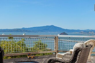 245 Water St in Richmond, CA - Building Photo - Building Photo