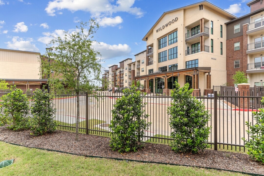 Wildwood Luxury Urban Homes in Forney, TX - Building Photo