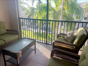 2802 Sarento Pl-Unit -303 in Palm Beach Gardens, FL - Foto de edificio - Building Photo