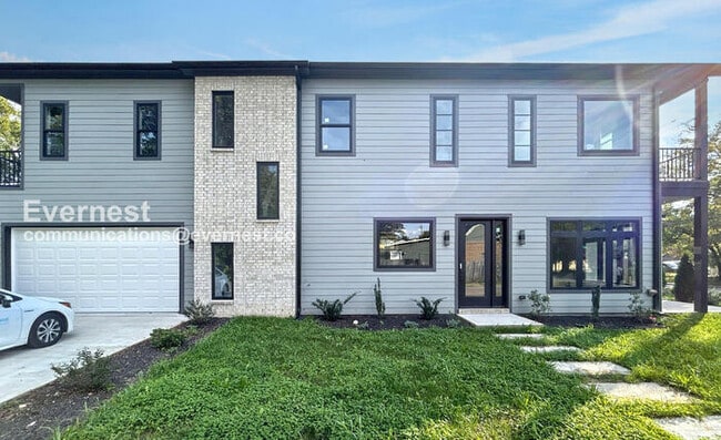 415 S University St in Murfreesboro, TN - Building Photo - Building Photo