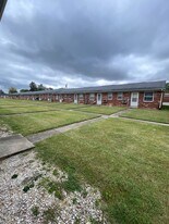 William Drive Apartments in Brownsburg, IN - Building Photo