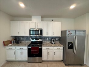 3715 Botanical Wy in Sanford, FL - Building Photo - Building Photo