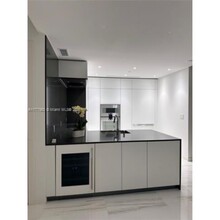 300 Biscayne Boulevard Way in Miami, FL - Building Photo - Building Photo