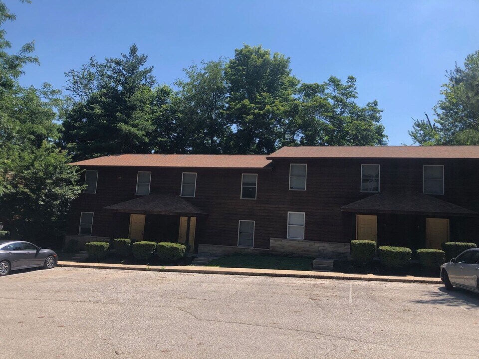 718 W 17th St in Bloomington, IN - Building Photo