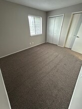 Hillview Woods Apartments in Louisville, KY - Building Photo - Building Photo