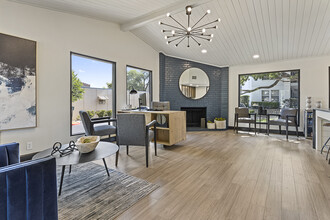 Tradewinds in Windcrest, TX - Building Photo - Building Photo