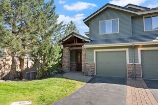 61691 Metolius Dr in Bend, OR - Building Photo