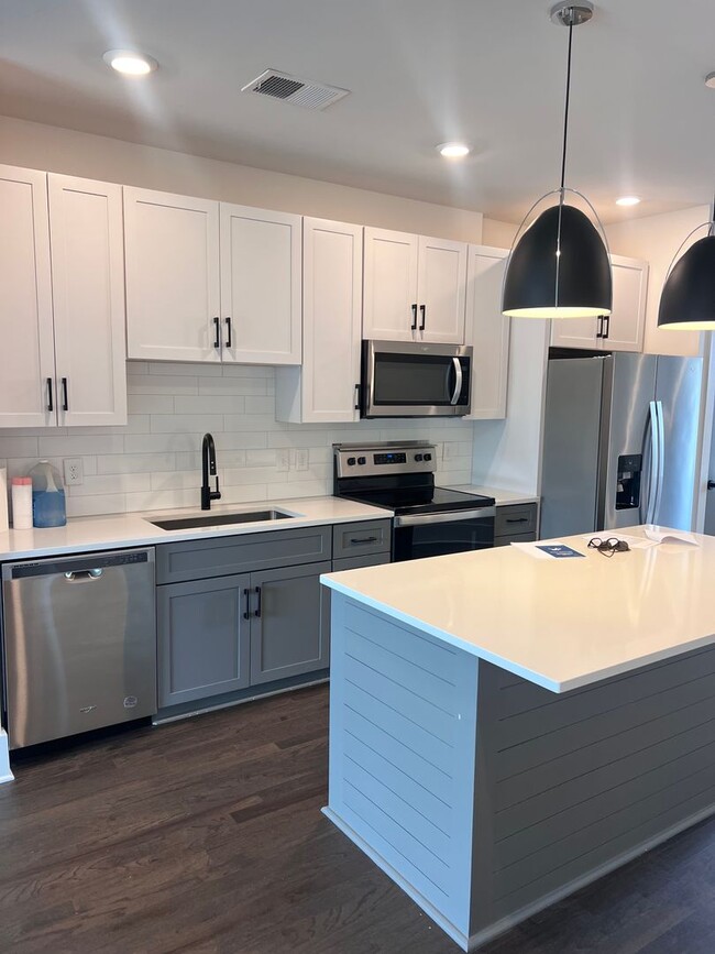 property at 1507 Porter Rd