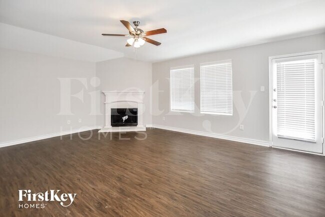 716 Austin Ln in Lavon, TX - Building Photo - Building Photo