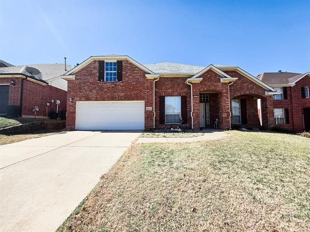 4843 Crown Dr in Grand Prairie, TX - Building Photo