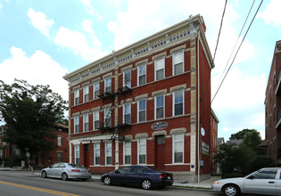 213-215 E University in Cincinnati, OH - Building Photo - Building Photo