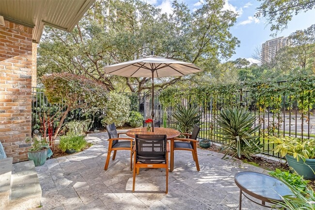 4710 Post Oak Timber Dr