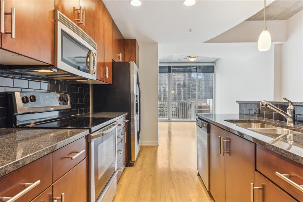360 Nueces St in Austin, TX - Building Photo