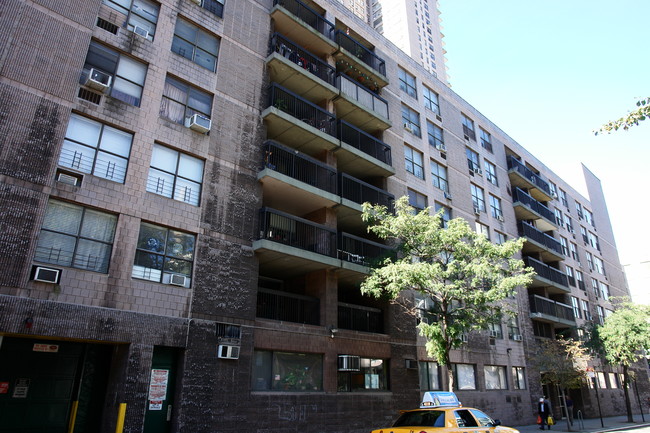 Clinton Towers in New York, NY - Foto de edificio - Building Photo